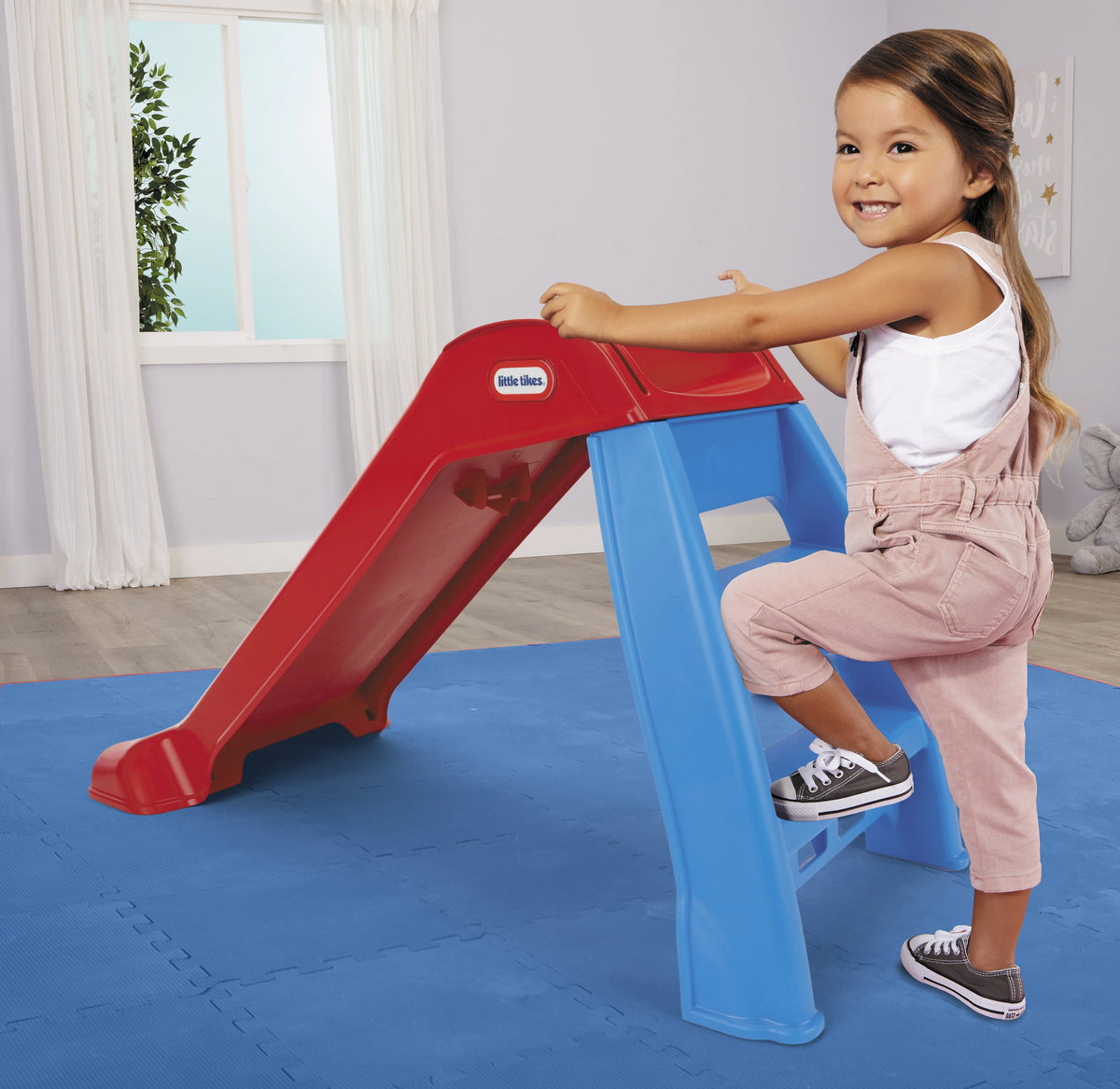 First Slide for Kids H953141