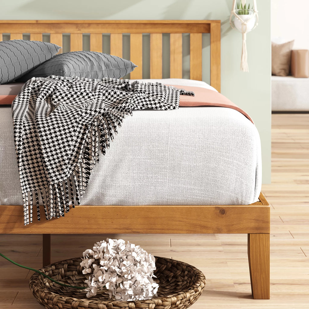 Wood Platform Bed with Headboard A586234