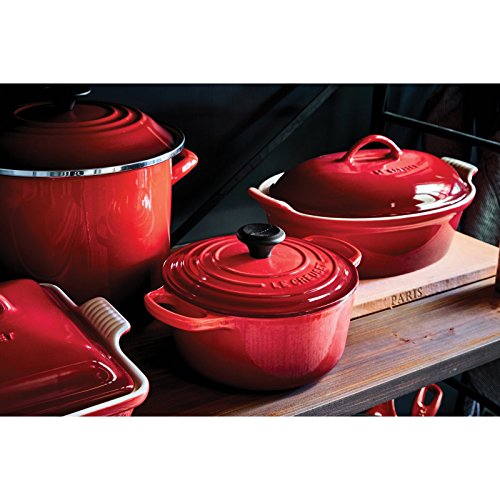 9 qt. Enameled Cast Iron Round Dutch Oven A86223