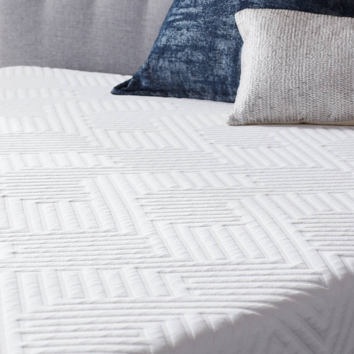 Gel Hybrid Full Mattress C637