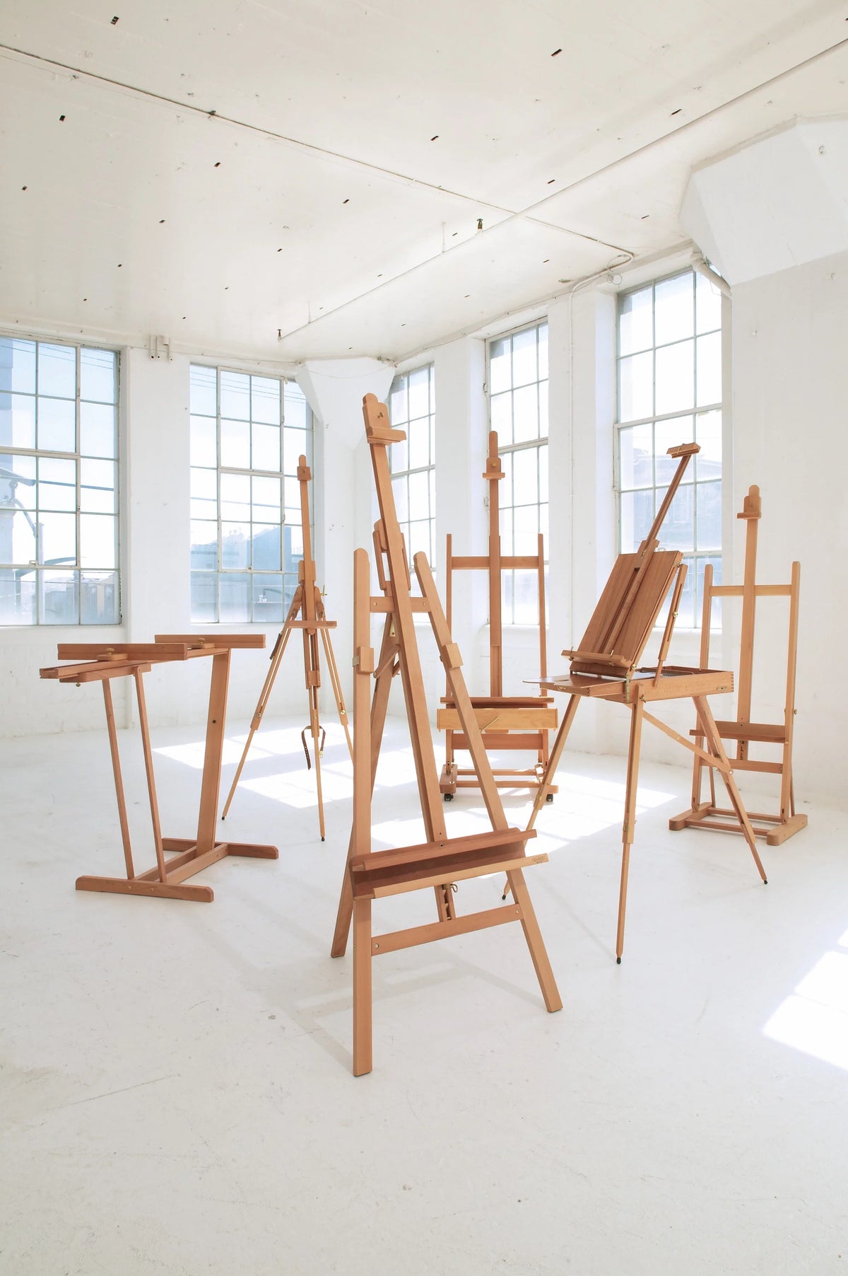Beechwood H Frame Studio Easel I687
