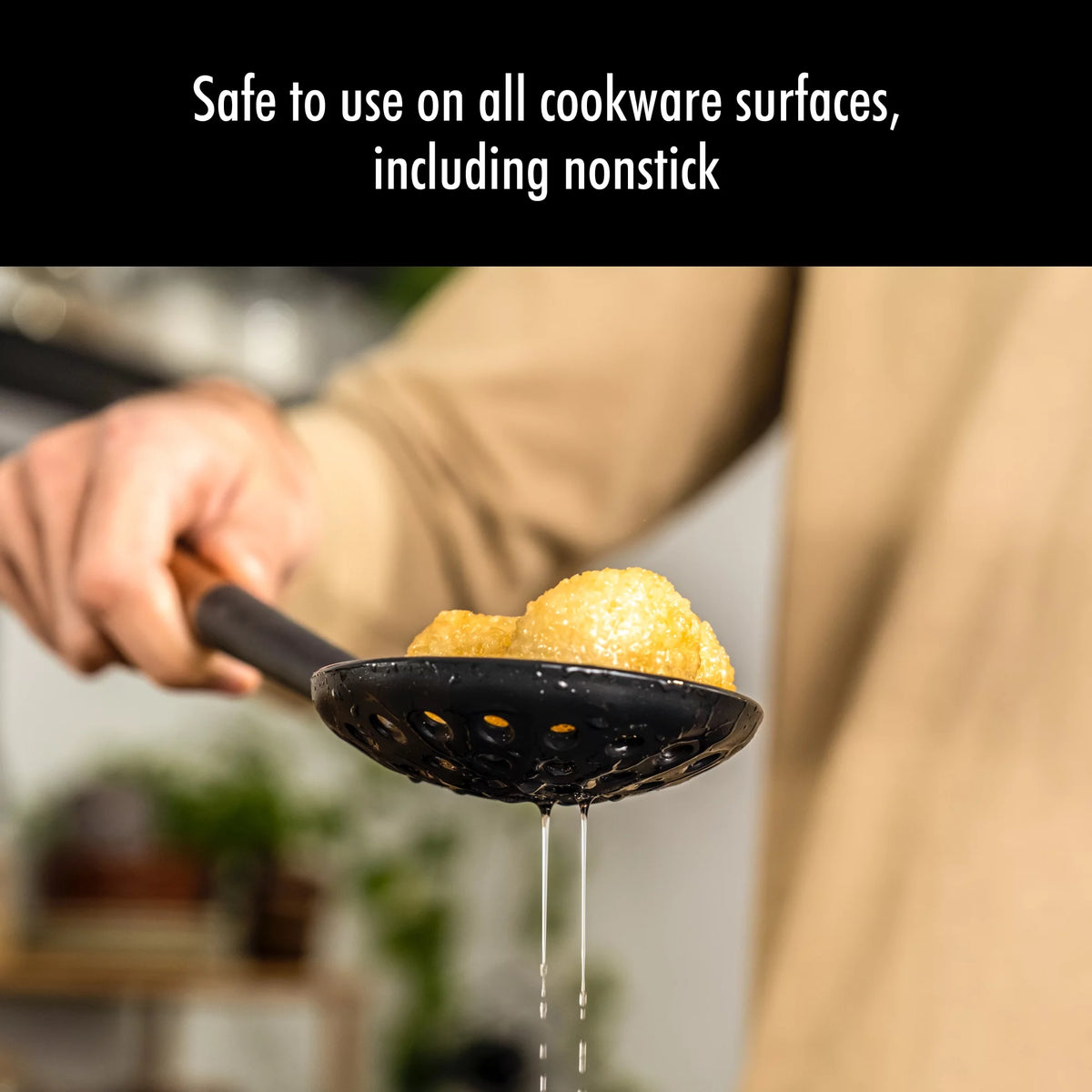 Silicone with Wood Handle Skimming Ladle E9450