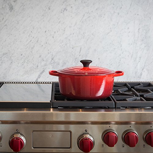 9 qt. Enameled Cast Iron Round Dutch Oven A86223