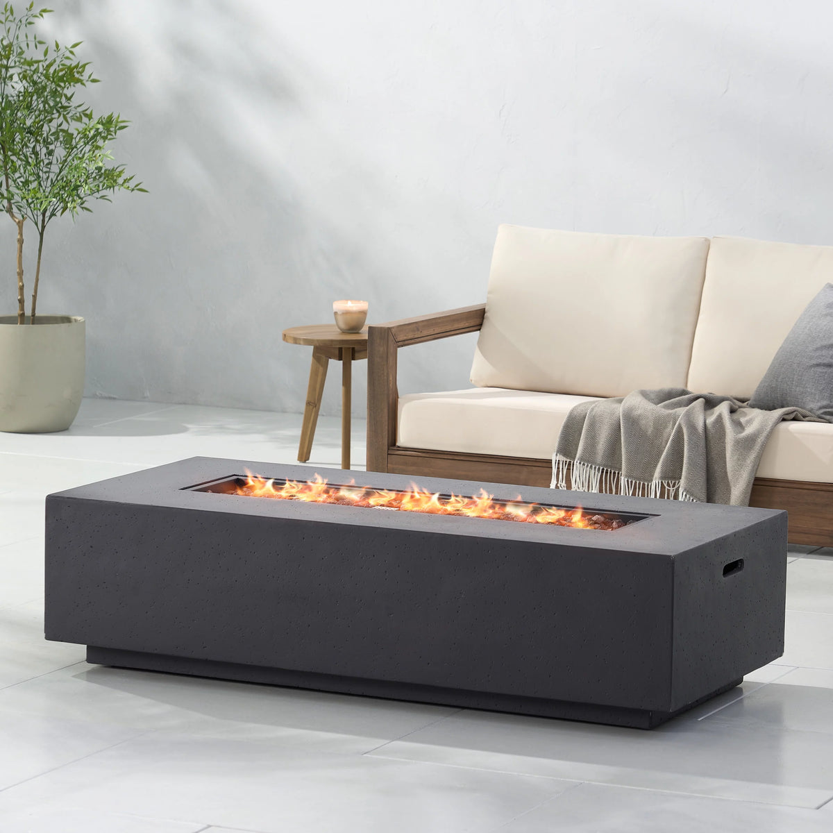Lightweight Concrete Outdoor 50,000 BTU Rectangular Fire Pit T790109