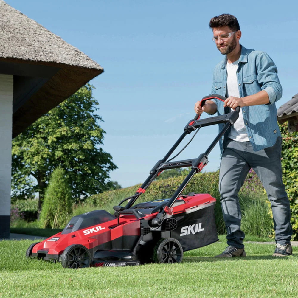 20V Brushless Lawn Mower Kit with Two 4.0 Ah Battery and Dual Port Charger F823297