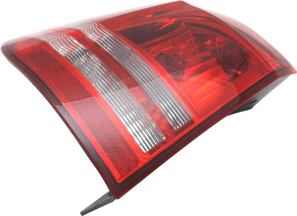 Tail Light Assembly with Turn Signal Light Bulb Driver Side Pack of 2 X54324